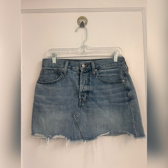 Madewell Rigid Denim Relaxed Mini Skirt in Rosehill Wash Size 27 TRENDING - Picture 1 of 6